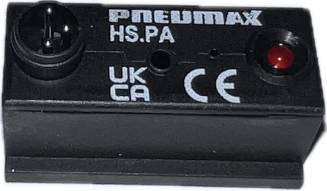 Közelítéskapcsoló, PNP NO 10-30V, NO, 